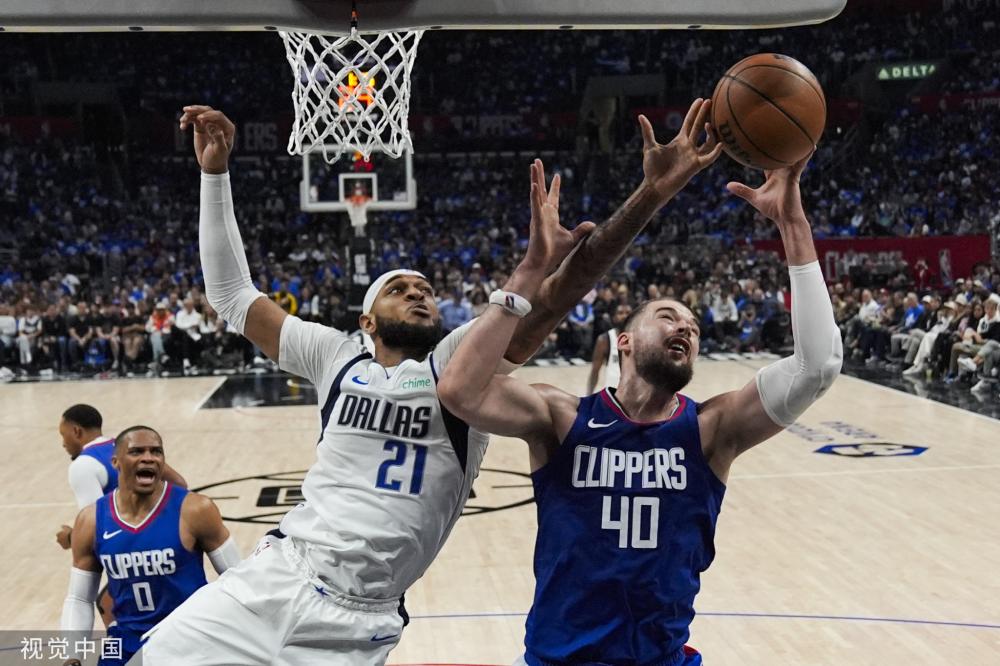 行纳粹礼被 行纳粹礼被